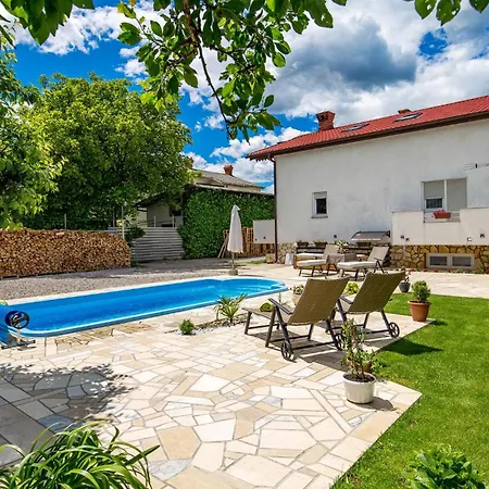 Daire Cozy In With Wifi *