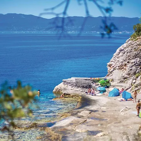 Daire Cozy In With Wifi Drazice